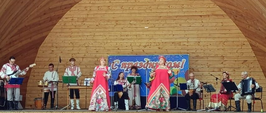 «СЛАВЯНЕ» НА ФЕСТИВАЛЕ «БЕЖЕЦКАЯ БАЛАЛАЙКА»